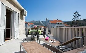 Aida Apartments And Rooms For Couples And Families Free Parking